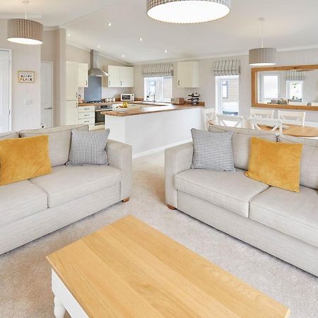 רונסוויק Host & Stay - 28 The Pines מראה חיצוני תמונה